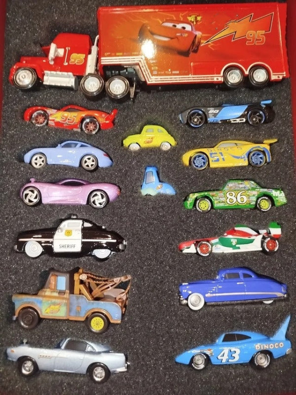 15-Piece Die-Cast Toy Car Set – Premium 1:55 Scale Collection 🚗🎁